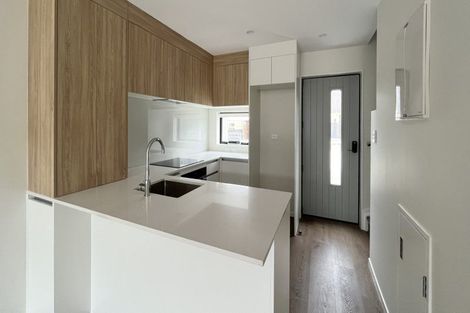 Photo of property in 15 Jabuka Street, Glen Eden, Auckland, 0602