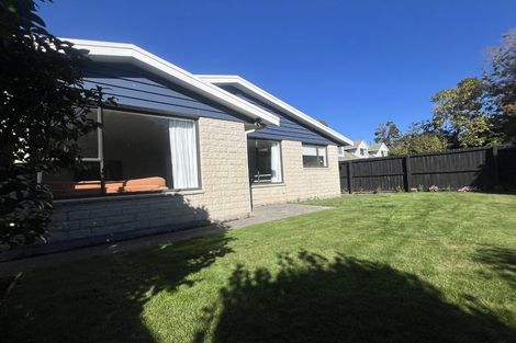 Photo of property in 1/120b Roydvale Avenue, Burnside, Christchurch, 8053
