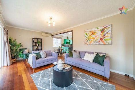 Photo of property in 366a Waiwhetu Road, Fairfield, Lower Hutt, 5011