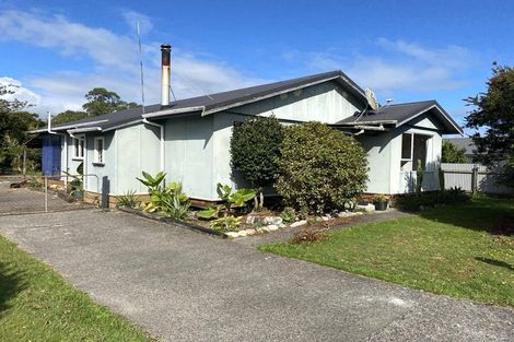 Photo of property in 90 Brougham Street, Westport, 7825