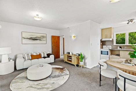 Photo of property in 3/133 Shakespeare Road, Milford, Auckland, 0620