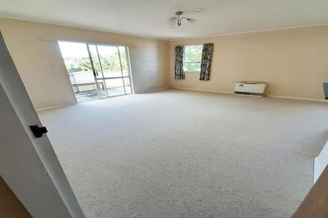 Photo of property in 25 Hartford Crescent, Totara Park, Upper Hutt, 5018