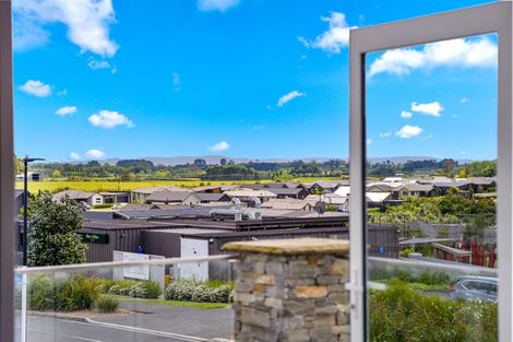 Photo of property in 2 Buddle Road, Paerata, 2124