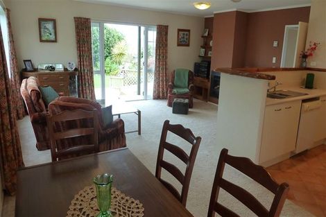 Photo of property in 2 Harris Place, Ngatea, 3503