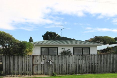 Photo of property in 32b Greenaway Road, Waikanae, 5036