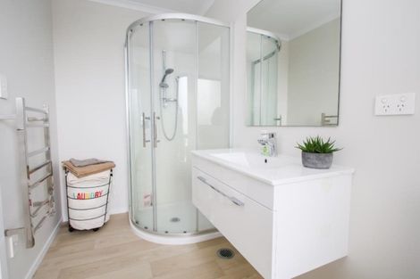 Photo of property in 28u4 Mahoe Street, Melville, Hamilton, 3206