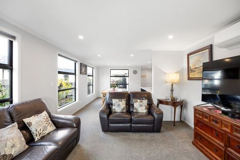 Photo of property in 881a Whangaparaoa Road, Manly, 0930