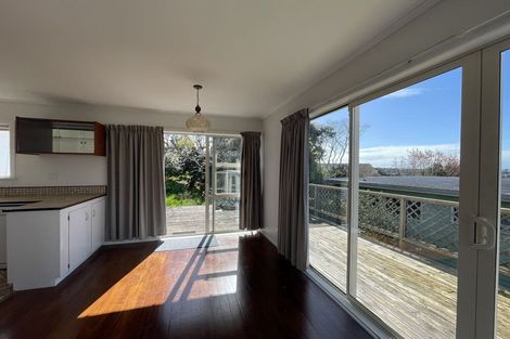 Photo of property in 71 Matipo Road, Mairangi Bay, Auckland, 0630