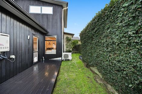 Photo of property in 3d Lake Domain Drive, Frankton, Hamilton, 3204