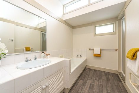 Photo of property in 8 Brassey Road, Saint Johns Hill, Whanganui, 4500