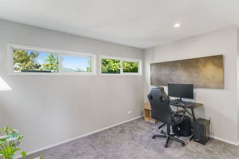 Photo of property in 20 Hillcrest Place, Avonhead, Christchurch, 8042