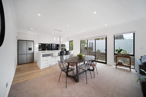 Photo of property in 8 Awakirihi Close, Shamrock Park, Auckland, 2016