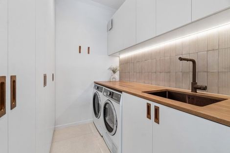 Photo of property in 61b Castor Bay Road, Castor Bay, Auckland, 0620