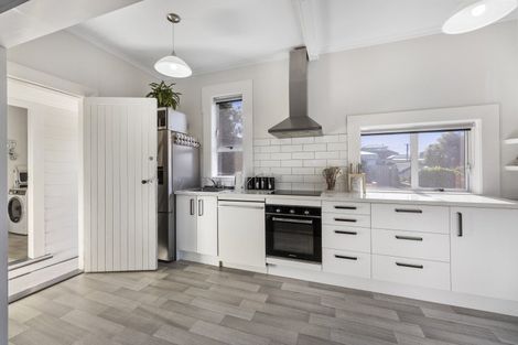 Photo of property in 15 Wills Street, Balaclava, Dunedin, 9011