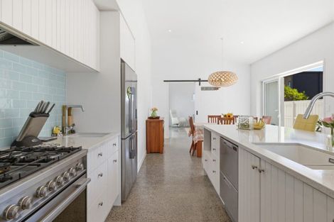 Photo of property in 47a Golf Road, Mount Maunganui, 3116