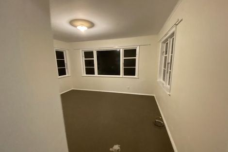 Photo of property in 158f1 Newlands Road, Newlands, Wellington, 6037