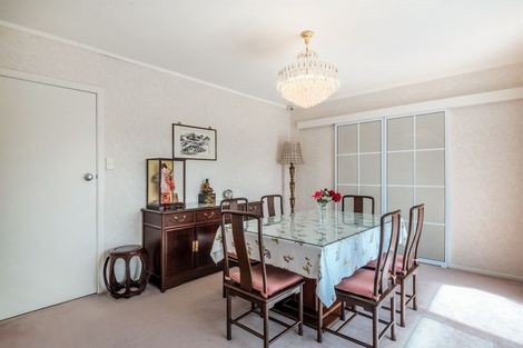 Photo of property in 4 Meadowvale Avenue, Forrest Hill, Auckland, 0620