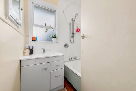 Photo of property in 23 Tindall Crescent, Otara, Auckland, 2023