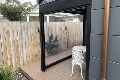 Photo of property in 216a Bucklands Road, Bucklands Beach, Auckland, 2012