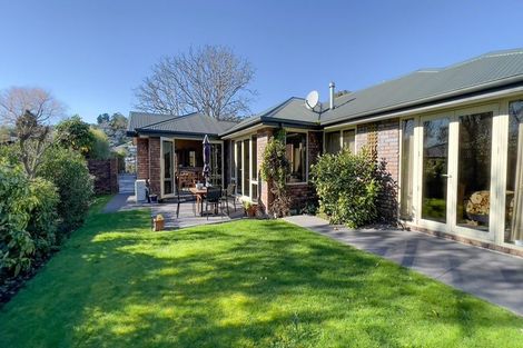 Photo of property in 87a Eastern Terrace, Beckenham, Christchurch, 8023