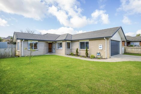 Photo of property in 9 Puketi Lane, Waiuku, 2123