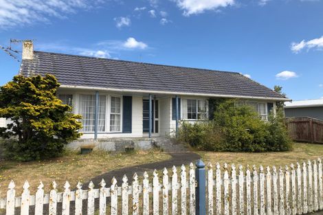 Photo of property in 46 Lee Street, Castlecliff, Whanganui, 4501