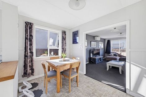 Photo of property in 22 Brookes Terrace, Waitara, 4320