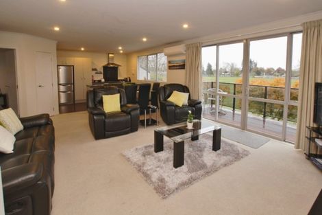 Photo of property in 10/6u Page Place, Hamilton East, Hamilton, 3216