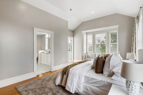 Photo of property in 46 Tainui Road, Devonport, Auckland, 0624