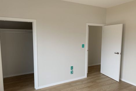 Photo of property in 5 Tawa Road, Te Atatu Peninsula, Auckland, 0610