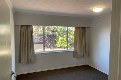 Photo of property in 5a Mckenzie Road, Mangere Bridge, Auckland, 2022