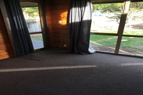 Photo of property in 3/89 Pinehaven Road, Pinehaven, Upper Hutt, 5019