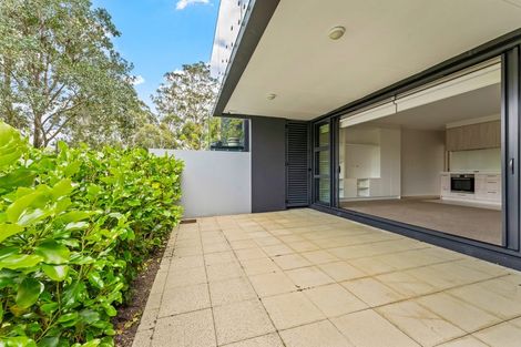 Photo of property in 7c Botanical Drive, Silverdale, 0932