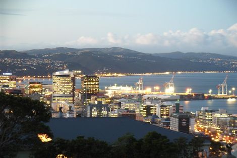 Photo of property in 27a Tanera Crescent, Brooklyn, Wellington, 6021