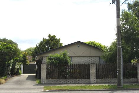 Photo of property in 498 Mairehau Road, Parklands, Christchurch, 8083