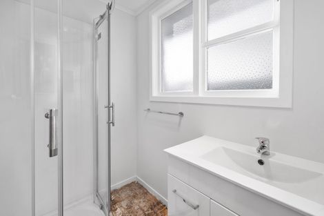 Photo of property in 2 Hector Place, Sunnybrook, Rotorua, 3015