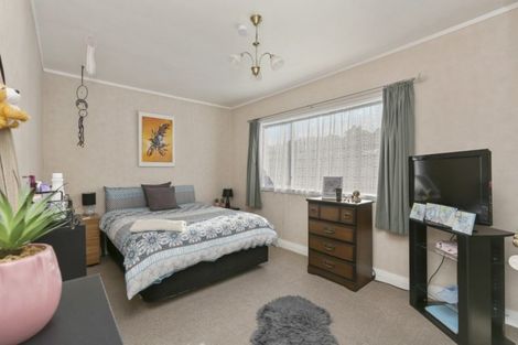 Photo of property in 46 Blake Street, Waitara, 4320