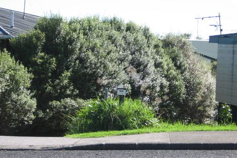 Photo of property in 2/18 Gills Road, Bucklands Beach, Auckland, 2014