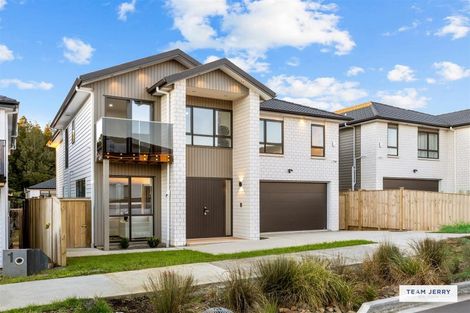 Photo of property in 3 Knockanara Drive, Flat Bush, Auckland, 2019