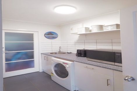 Photo of property in 191 Shaw Road, Oratia, Auckland, 0604