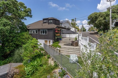 Photo of property in 91 Princes Street, Northcote Point, Auckland, 0627