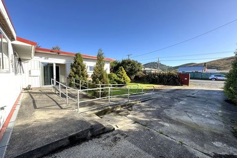 Photo of property in 93 Main Road, Clinton, 9534