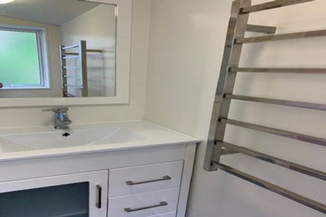 Photo of property in 14 Kopiko Way, Brooklyn, Wellington, 6021