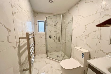 Photo of property in 7 Laurina Road, Sunnynook, Auckland, 0620