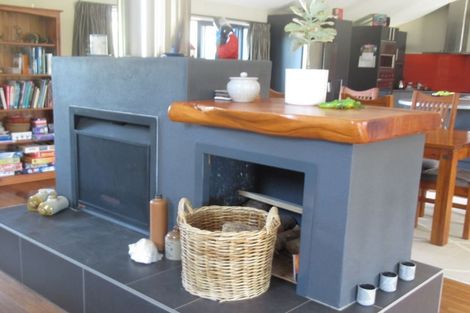 Photo of property in 3 Moss Lane, Raumati Beach, Paraparaumu, 5032