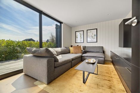 Photo of property in 17 Falconer Rise, Jacks Point, Queenstown, 9371