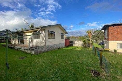 Photo of property in 4 Marine Parade, Mount Maunganui, 3116