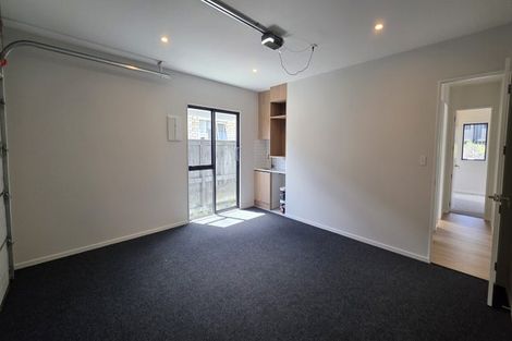 Photo of property in 12 Kanono Way, Helensville, 0800