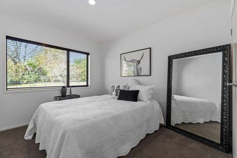 Photo of property in 8 Millbrook Drive, Waiuku, 2683