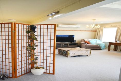 Photo of property in 1/1 Stokes Valley Road, Stokes Valley, Lower Hutt, 5019